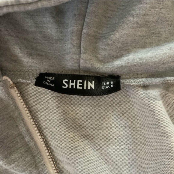 Cropped Sweatshirt - Picture 3 of 3